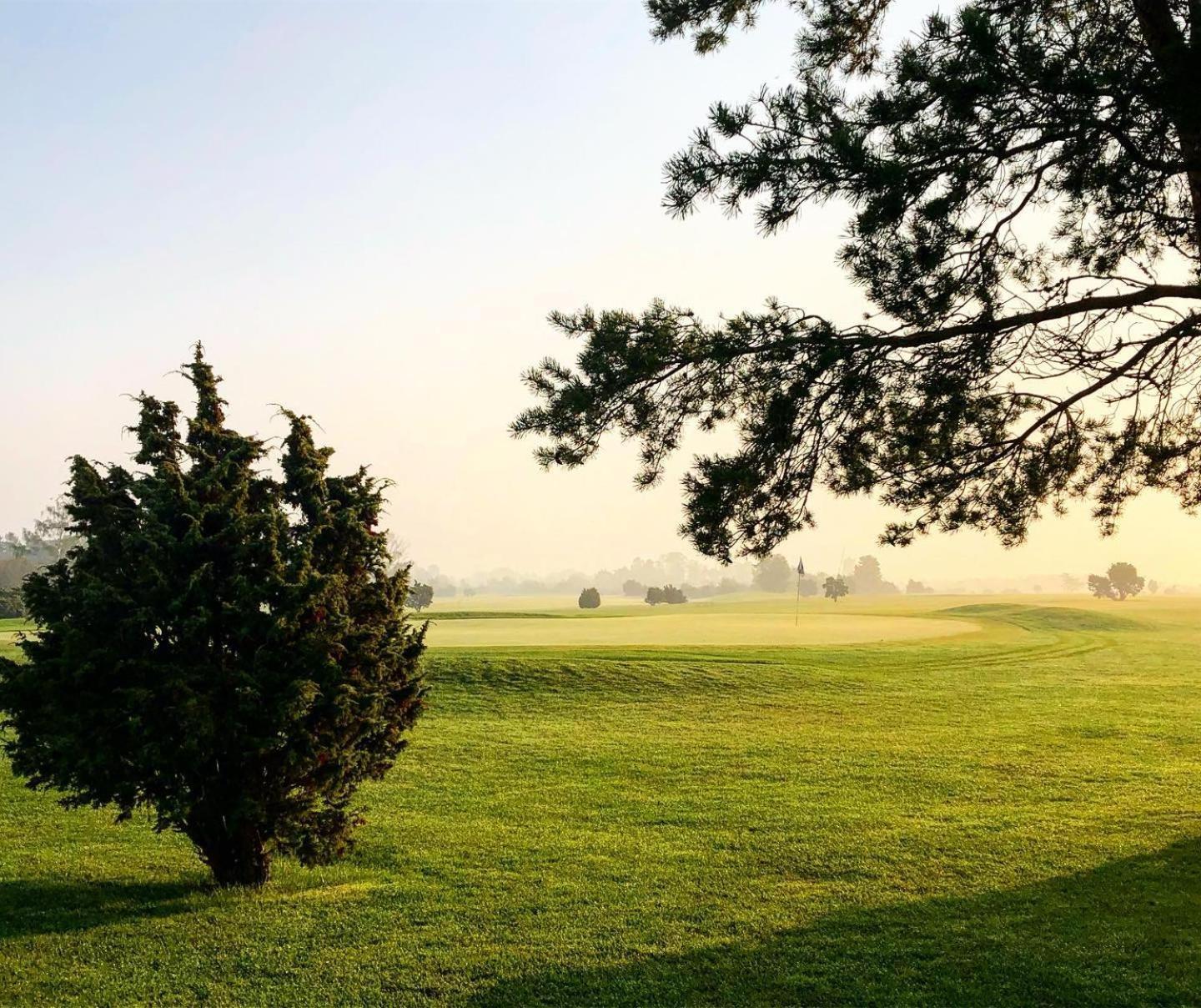 Hotel Naer Golfklubb Stugbyn Ljugarn Zewnętrze zdjęcie
